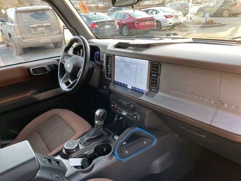 Used 2023 Ford Bronco Outer Banks image 11