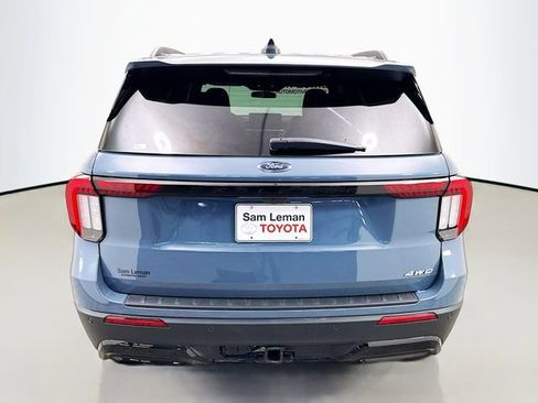 Used 2025 Ford Explorer ST-Line image 6