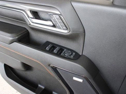 Used 2024 GMC Sierra 2500 AT4 w/ AT4 Premium Plus Package image 26