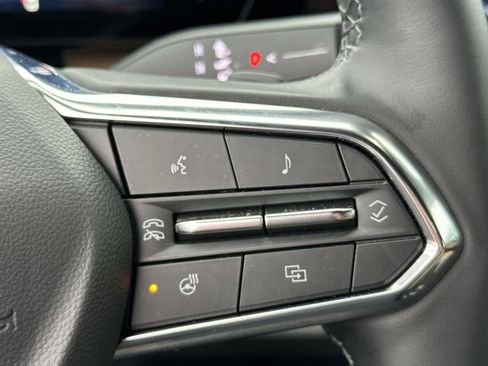 Used 2025 Chevrolet Equinox ACTIV image 25