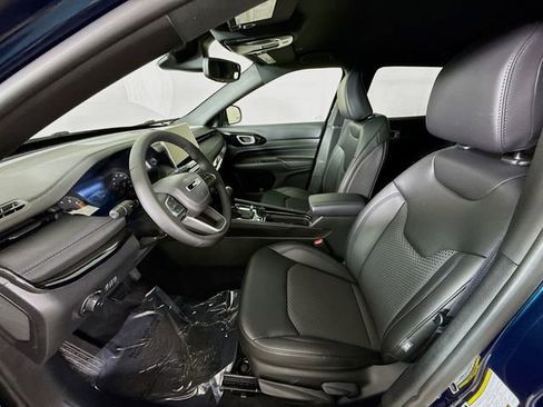 New 2026 Jeep Compass Latitude AWD/4WD image 19
