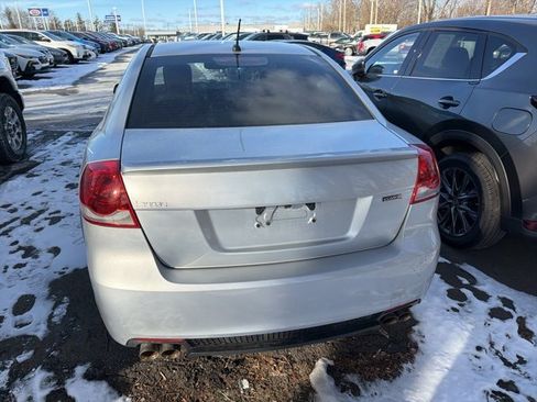 Used 2009 Pontiac G8 w/ Premium Package image 5