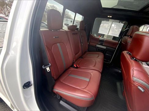 Used 2021 Ford F250 Platinum w/ FX4 Off-Road Package image 29
