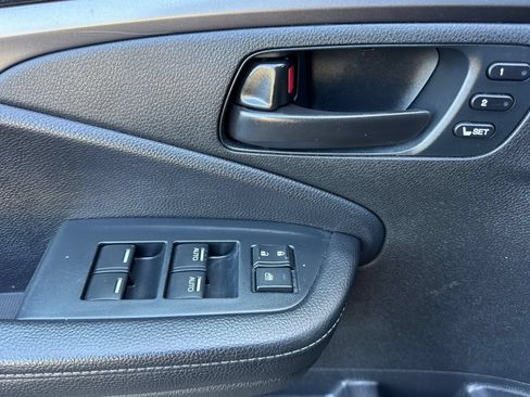 Used 2023 Honda Passport EX-L image 11