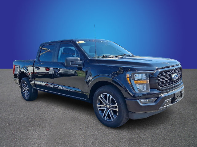 Used 2023 Ford F150 XL w/ STX Appearance Package RWD image 2