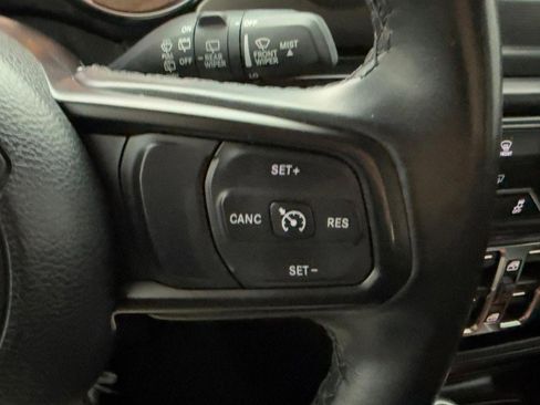 Used 2021 Jeep Wrangler Unlimited Sport image 18