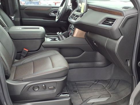 Certified 2024 Chevrolet Tahoe High Country w/ Advanced Technology Package image 30