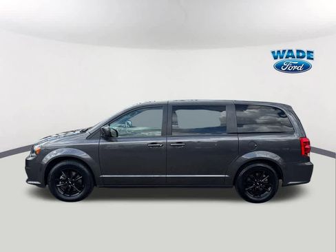 Used 2019 Dodge Grand Caravan SXT w/ Blacktop Package image 8