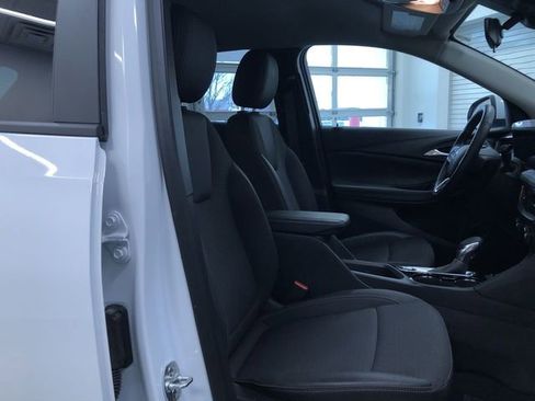 Used 2025 Buick Encore GX Preferred image 23