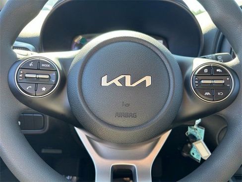 New 2025 Kia Soul LX w/ LX Technology Package image 22