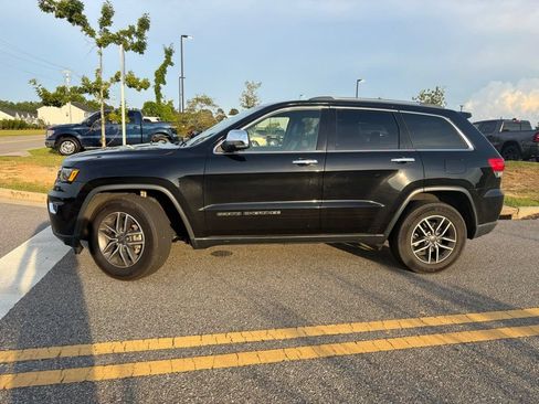 Used 2019 Jeep Grand Cherokee Limited w/ Luxury Group II RWD image 4