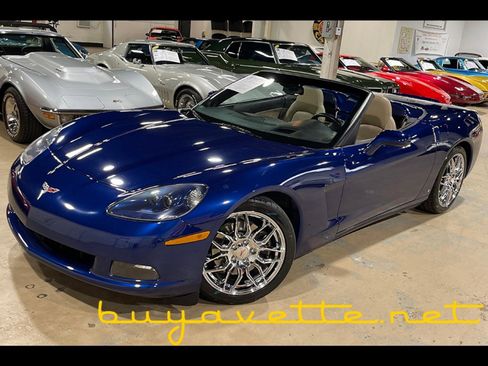 Used 2007 Chevrolet Corvette Convertible w/ Preferred Equipment Group image 2