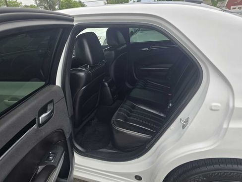 Used 2019 Chrysler 300 S w/ Safetytec Plus Group AWD/4WD image 36