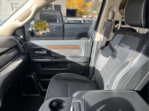 Used 2022 RAM 2500 Laramie image 24