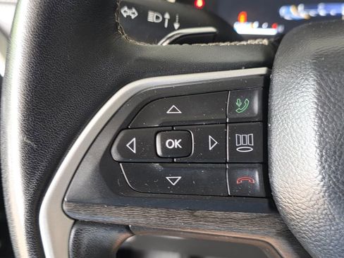 Used 2022 Jeep Grand Cherokee L Limited RWD image 27
