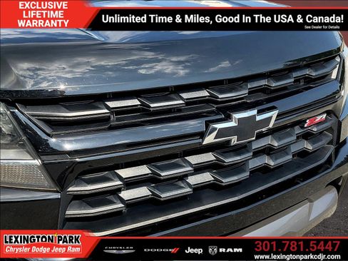 Used 2021 Chevrolet Colorado Z71 w/ Z71 Midnight Edition AWD/4WD image 32