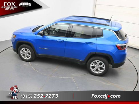 Used 2024 Jeep Compass Latitude w/ Convenience Group image 26
