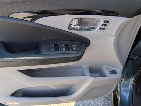 Used 2018 Honda Pilot Elite image 26