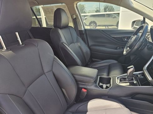 Used 2022 Subaru Outback Limited image 11