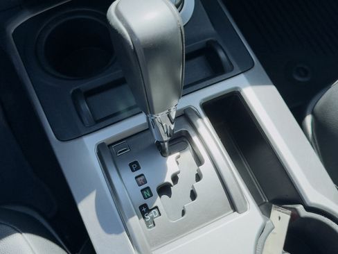 Used 2022 Toyota 4Runner SR5 Premium image 24