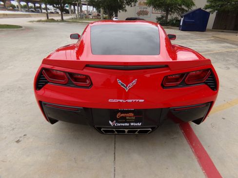 Used 2015 Chevrolet Corvette Stingray Coupe w/ 3LT Preferred Equipment Group RWD image 6