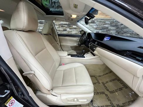 Used 2013 Lexus ES 350 w/ Premium Pkg FWD image 40