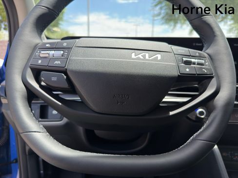 New 2026 Kia Sportage SX FWD image 12