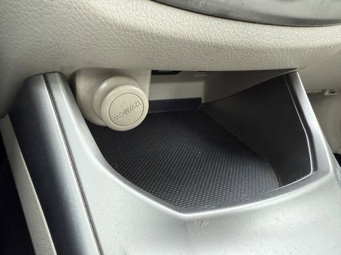 Used 2010 Subaru Impreza 2.5i image 29