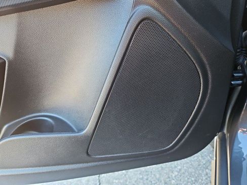 Used 2017 Chevrolet Colorado Z71 RWD image 22