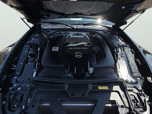 Used 2022 Mercedes-Benz SL 63 AMG 4MATIC image 23