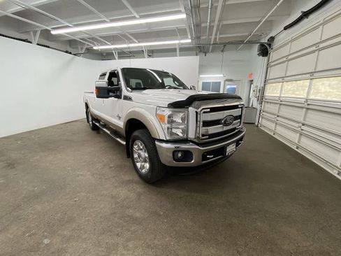 Used 2012 Ford F250 Lariat w/ Chrome Pkg AWD/4WD image 8