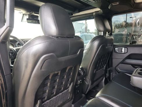 Certified 2022 Jeep Wrangler Unlimited Rubicon 4xe w/ Cold Weather Group image 10