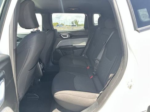 Used 2023 Jeep Compass Sport AWD/4WD image 27