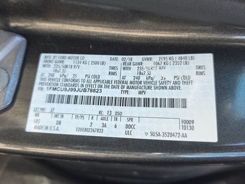 Used 2018 Ford Escape Titanium AWD/4WD image 21