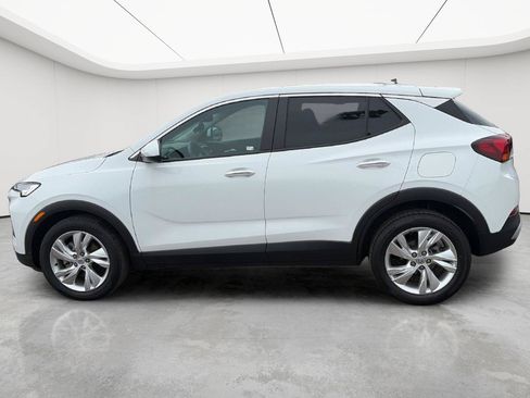 Used 2024 Buick Encore GX Preferred w/ Comfort Package FWD image 4