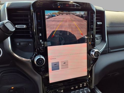 New 2026 RAM 2500 Laramie AWD/4WD image 6