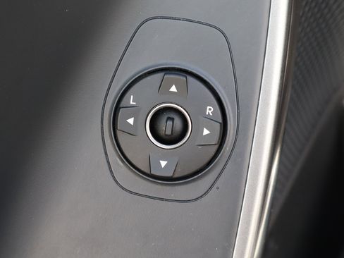 Used 2018 Hyundai Santa Fe Sport w/ 2.0T Ultimate Tech Package 05 image 15