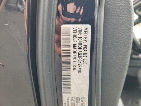 Used 2024 Dodge Durango SXT w/ 3rd Row Seating Group image 21