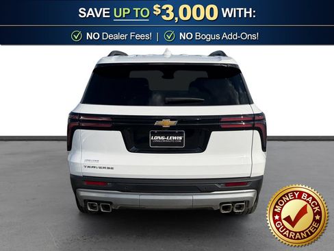 Used 2026 Chevrolet Traverse LT w/ Driver Confidence Package FWD image 5
