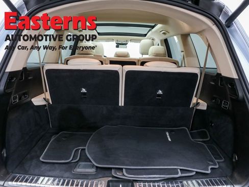 Used 2023 Mercedes-Benz GLS 450 4MATIC w/ AMG Line Exterior image 9