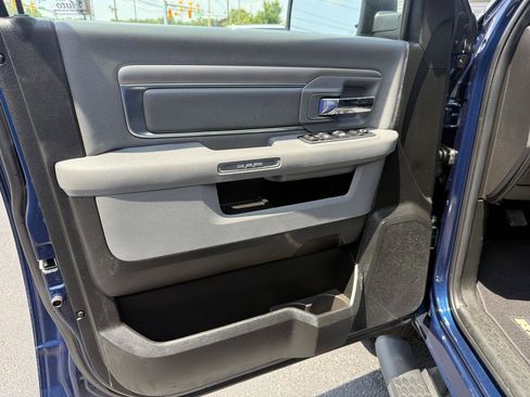 Used 2019 RAM 1500 Warlock AWD/4WD image 6