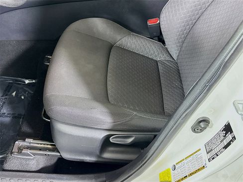 Used 2020 Toyota C-HR LE image 22