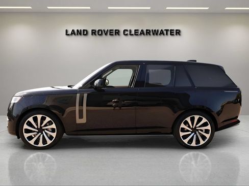 New 2026 Land Rover Range Rover SE AWD/4WD image 2