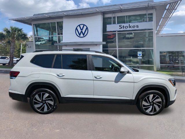 New 2026 Volkswagen Atlas SE FWD image 3