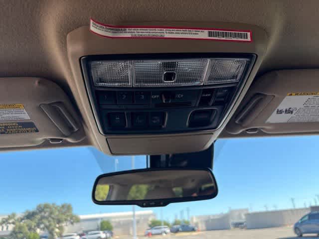 Used 2024 Toyota 4Runner Limited AWD/4WD image 20