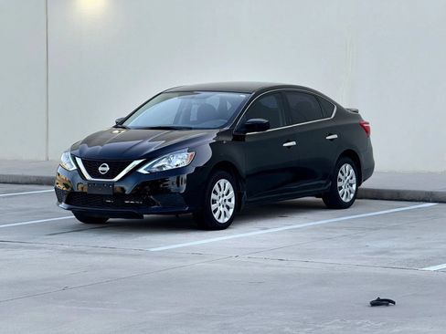 Used 2016 Nissan Sentra SV FWD image 3