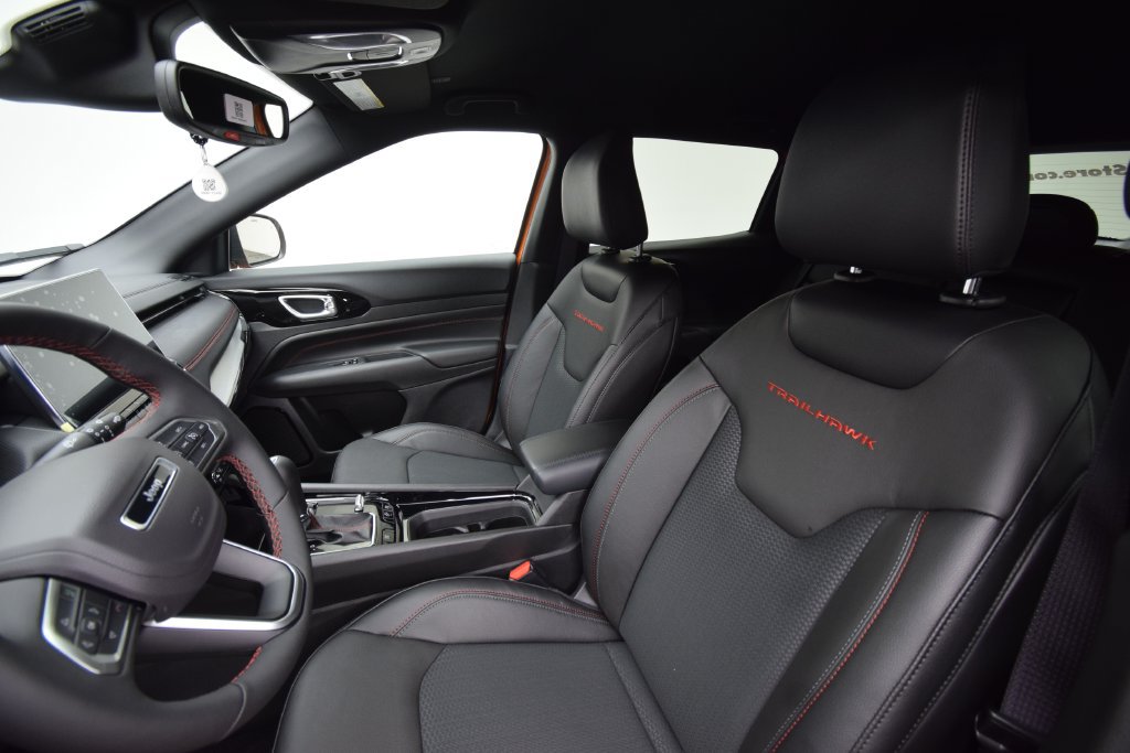 New 2026 Jeep Compass Trailhawk AWD/4WD image 30