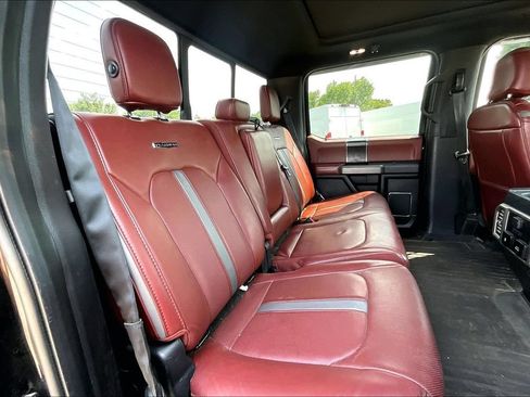 Used 2018 Ford F150 Platinum AWD/4WD image 26