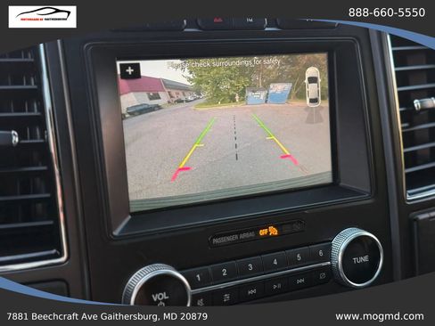 Used 2018 Ford Expedition Limited w/ Equipment Group 301A AWD/4WD image 29
