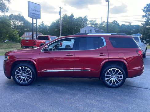 Used 2022 GMC Acadia Denali w/ Denali Ultimate Package AWD/4WD image 8